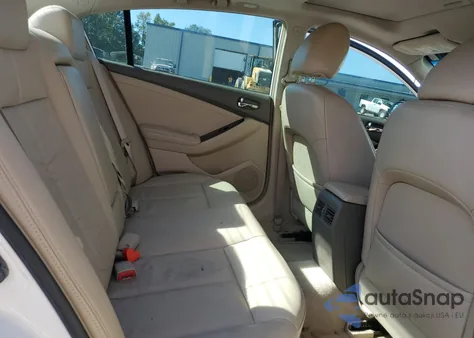 2010 Nissan Altima Base z USA, uszkodzony, nr VIN 1N4AL2AP2AN502800